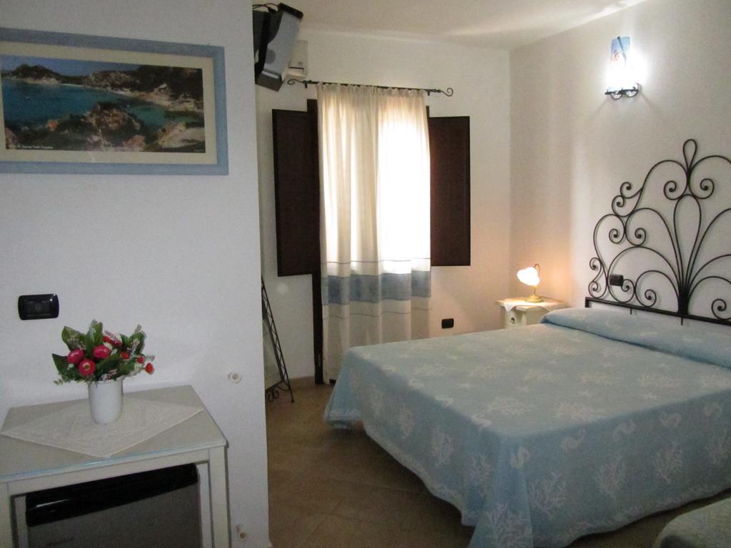 Bed & Breakfast Mare Isole La Maddalena  Eksteriør billede