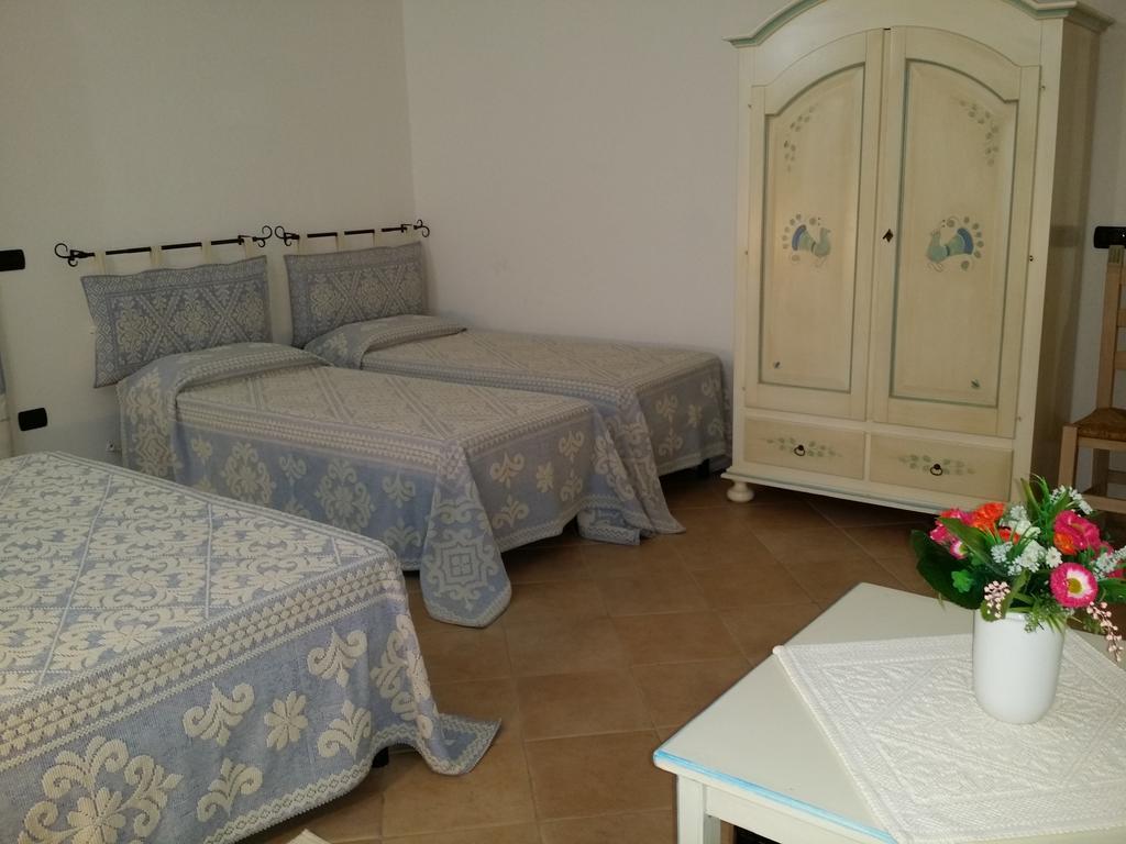 Bed & Breakfast Mare Isole La Maddalena  Eksteriør billede