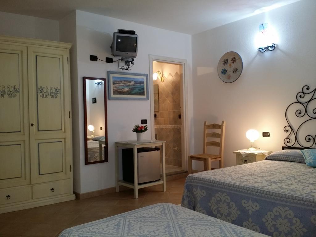 Bed & Breakfast Mare Isole La Maddalena  Eksteriør billede